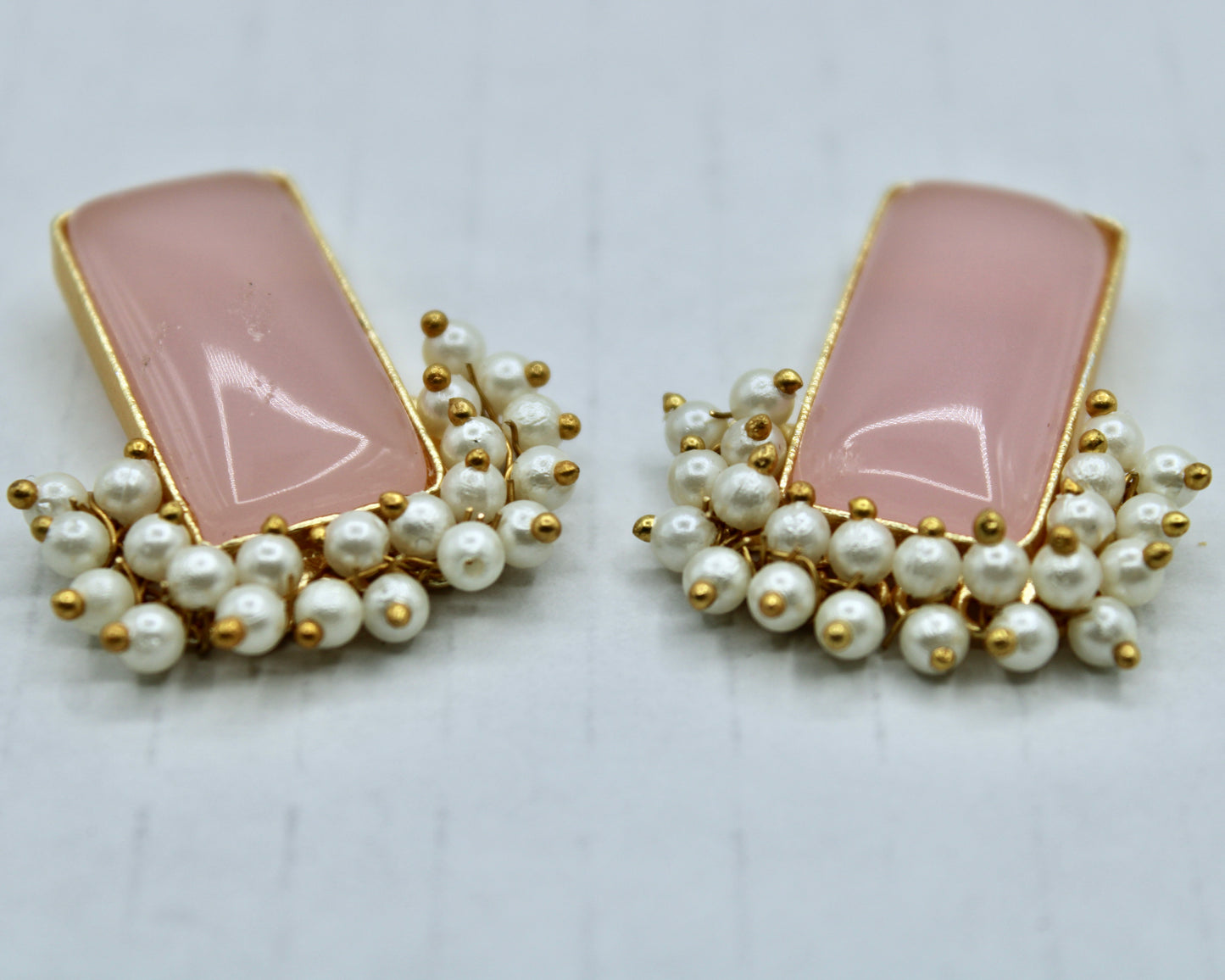 Traditional Faux Pearl Studs - E2315