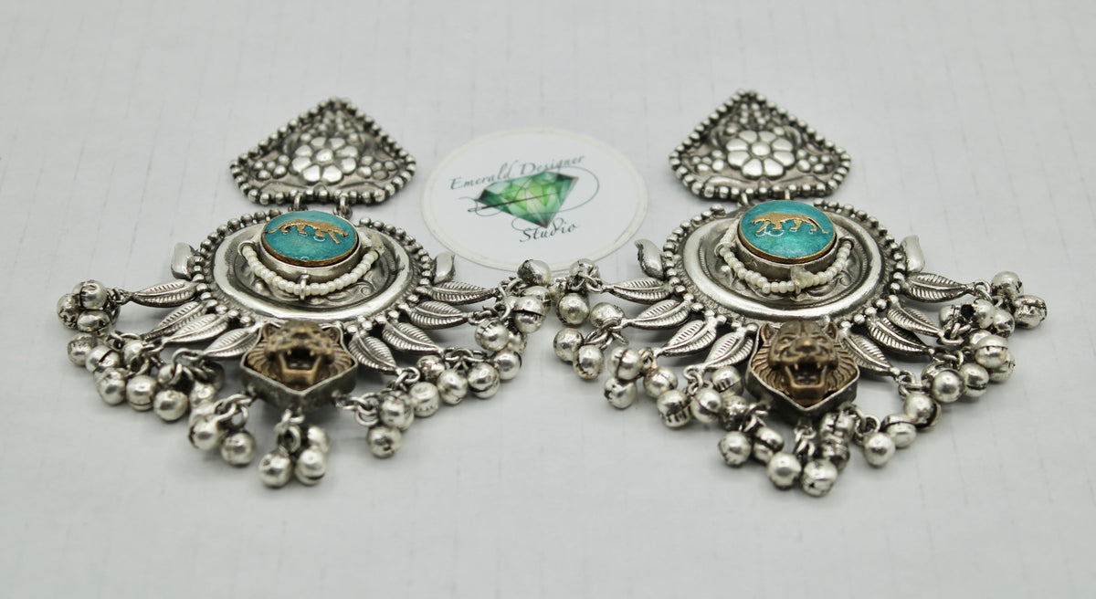 Two-Toned Oxidized Pearl Earrings With Ghungroo - E1226