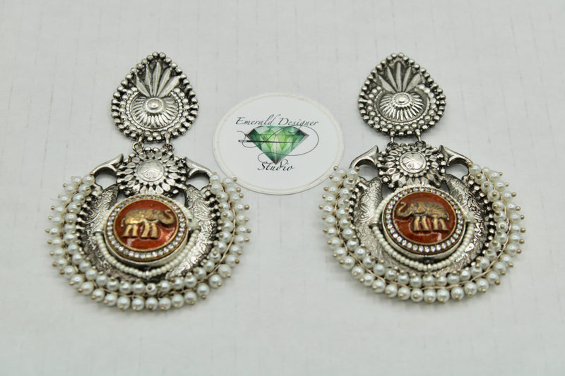 Oxidized Earrings With Faux Gajra Pearls - E1230