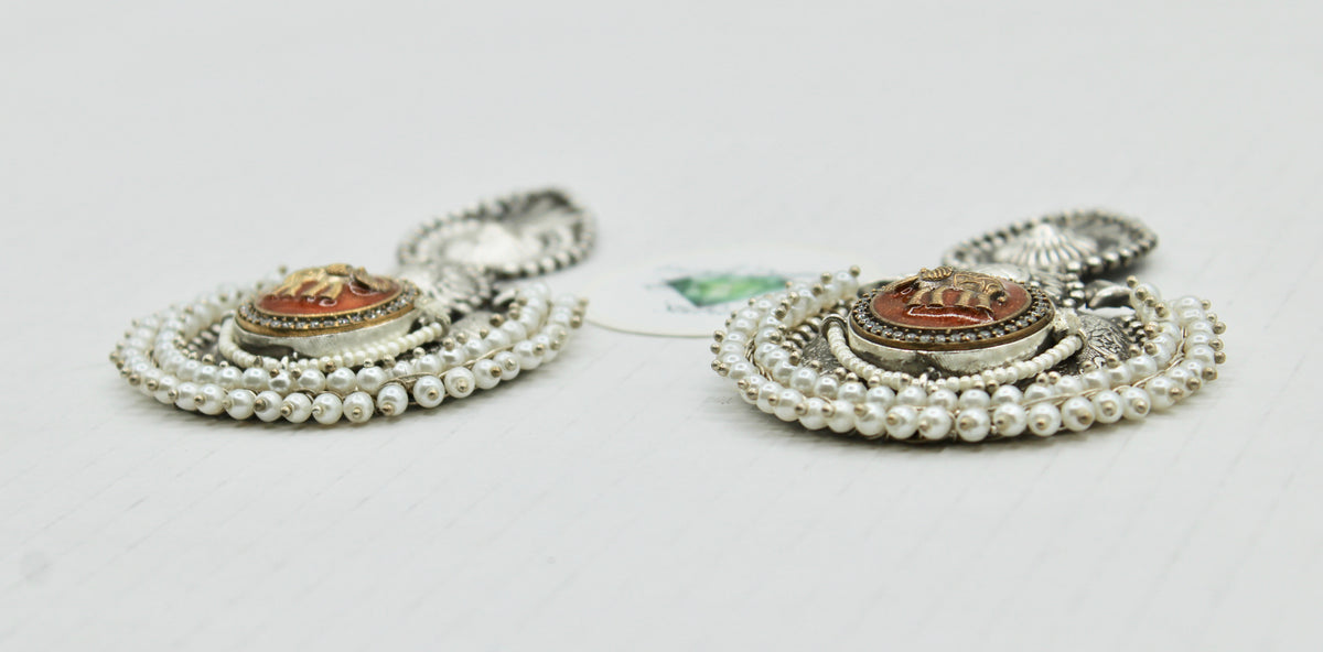 Oxidized Earrings With Faux Gajra Pearls - E1230