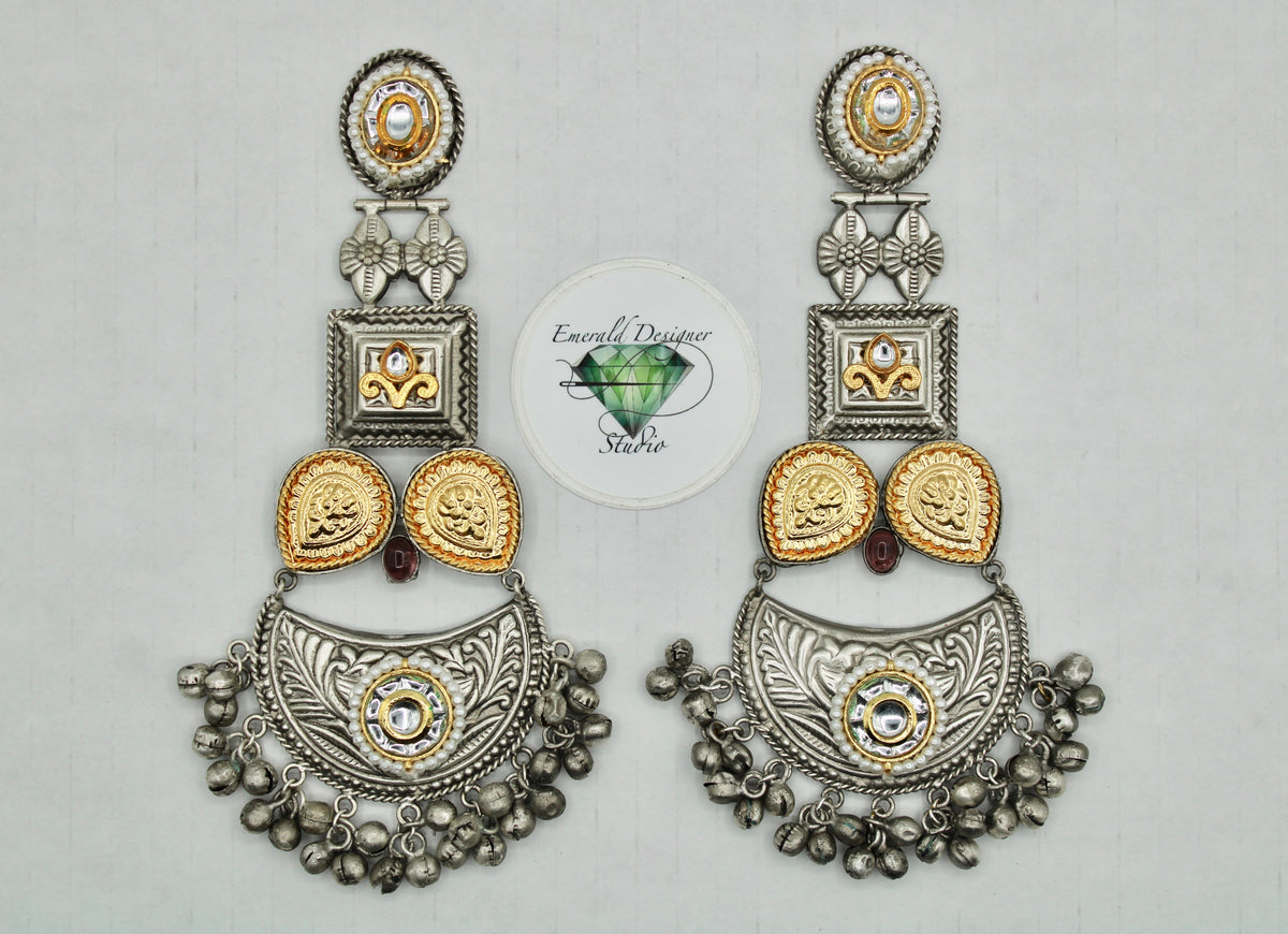 Two-Toned Oxidized Earrings With Ghnugroo Detailing - E1260