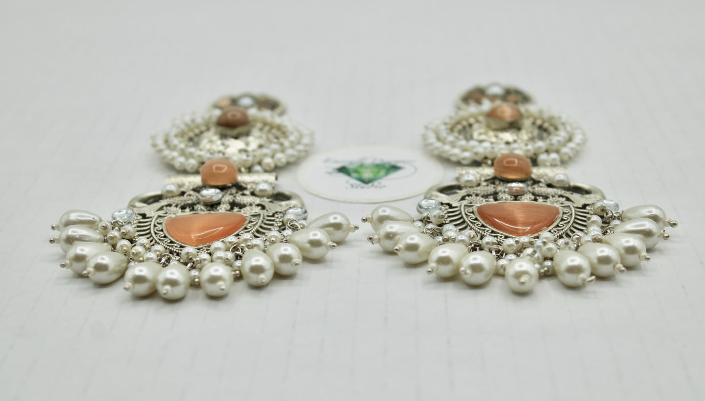 Monalisa and Kundan Oxidized Earrings - E1154