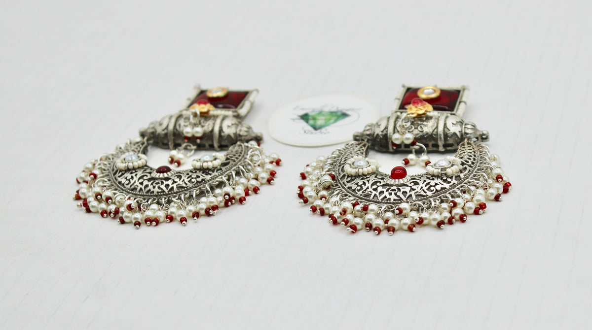 Oxidized Kundan Earrings With Faux Pearl - E1263