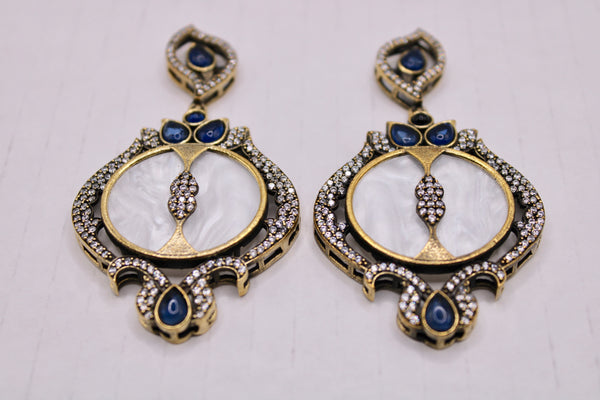 Oxidized Earrings With Cubic Zirconia and Nacre - E1124