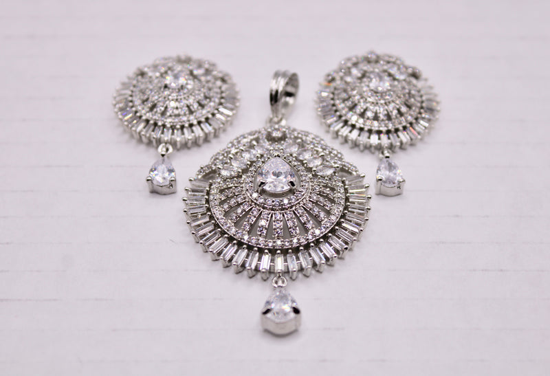 Cubic Zirconia Pendant Set - E875