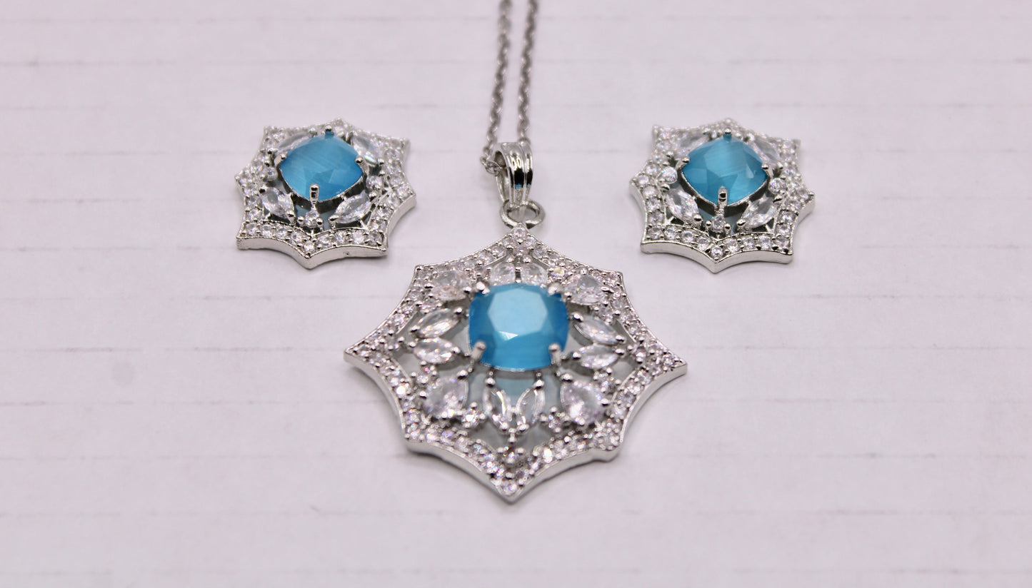 Oval-Cut Cubic Zirconia Pendant Set - E779