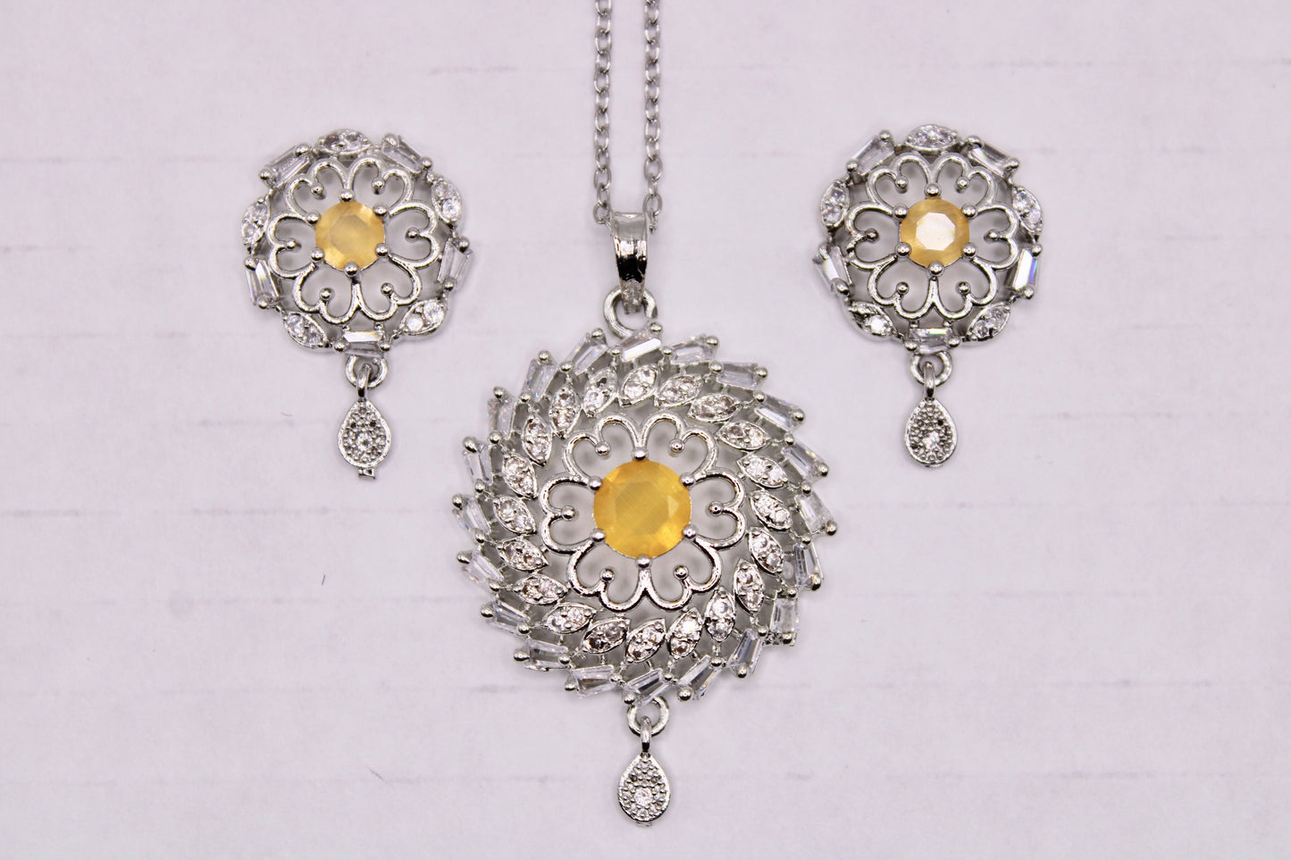 Cubic Zirconia Pendant Set - E891