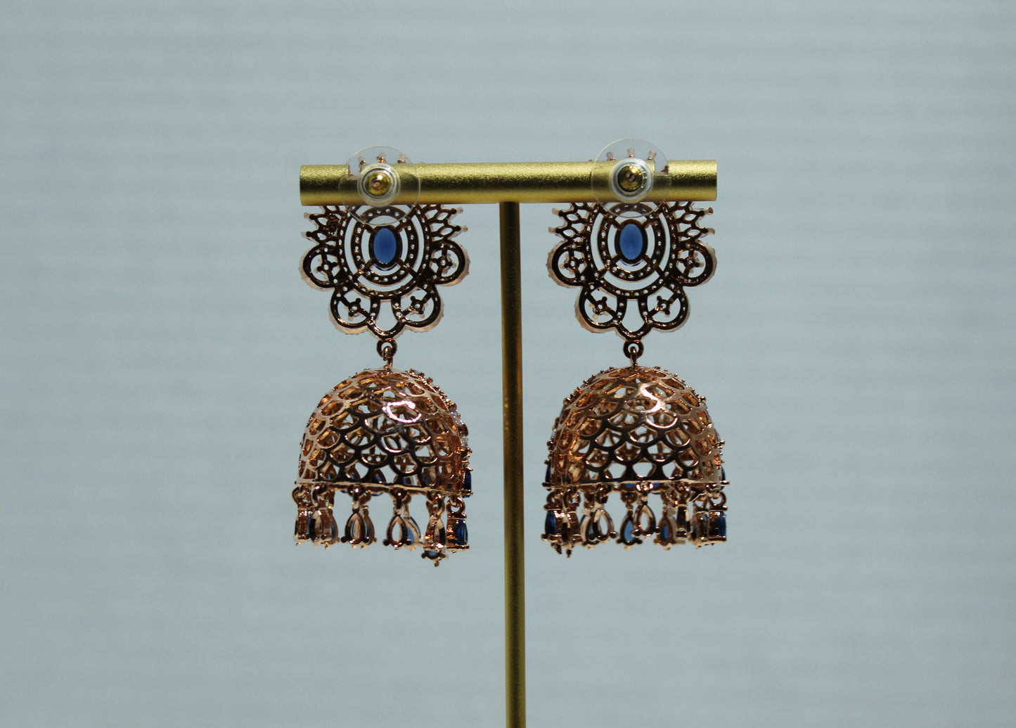 Oval-Cut Cubic Zirconia Earrings - E827