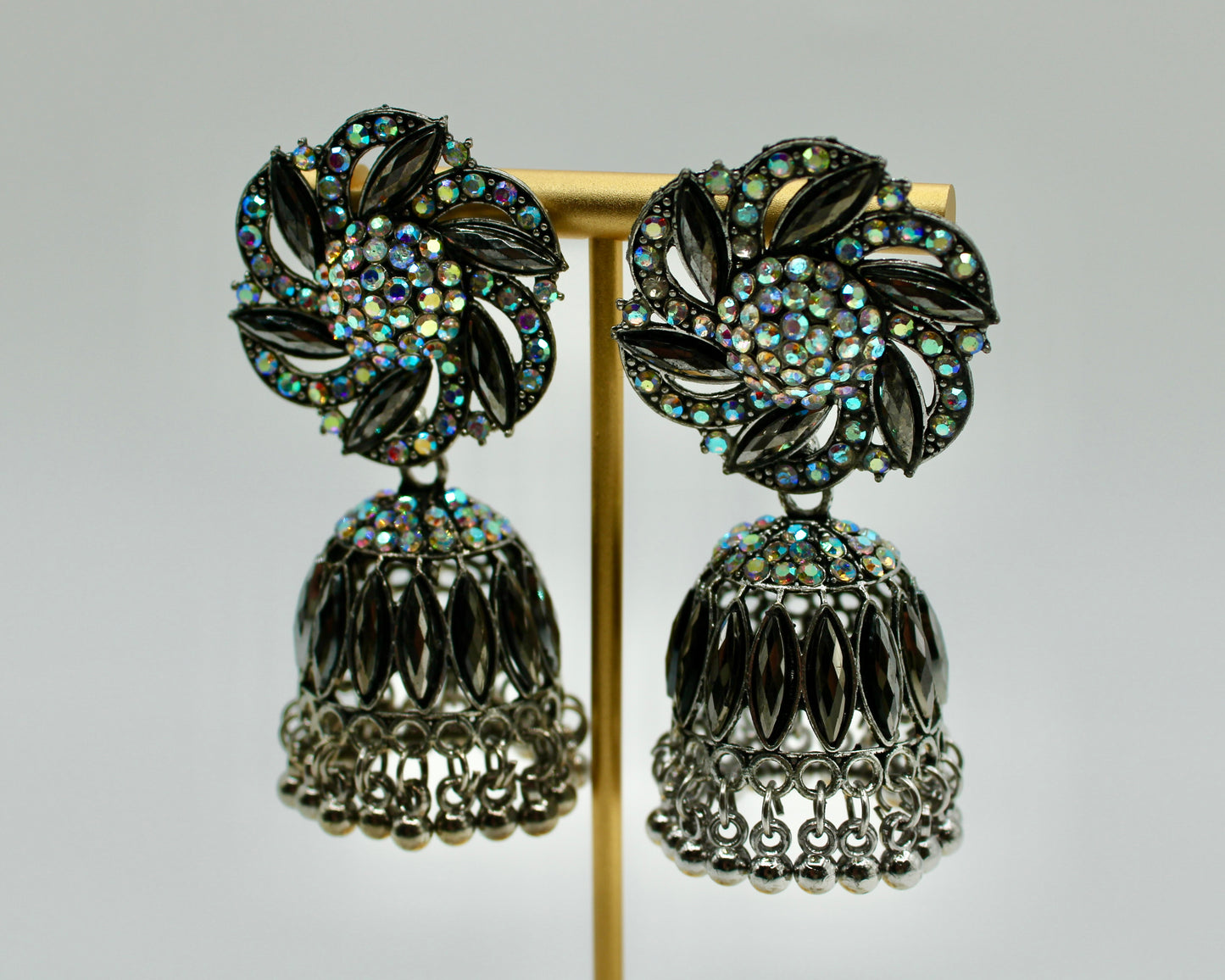Floral Rhinestone and Ghungroo Jhumki Set - E7007