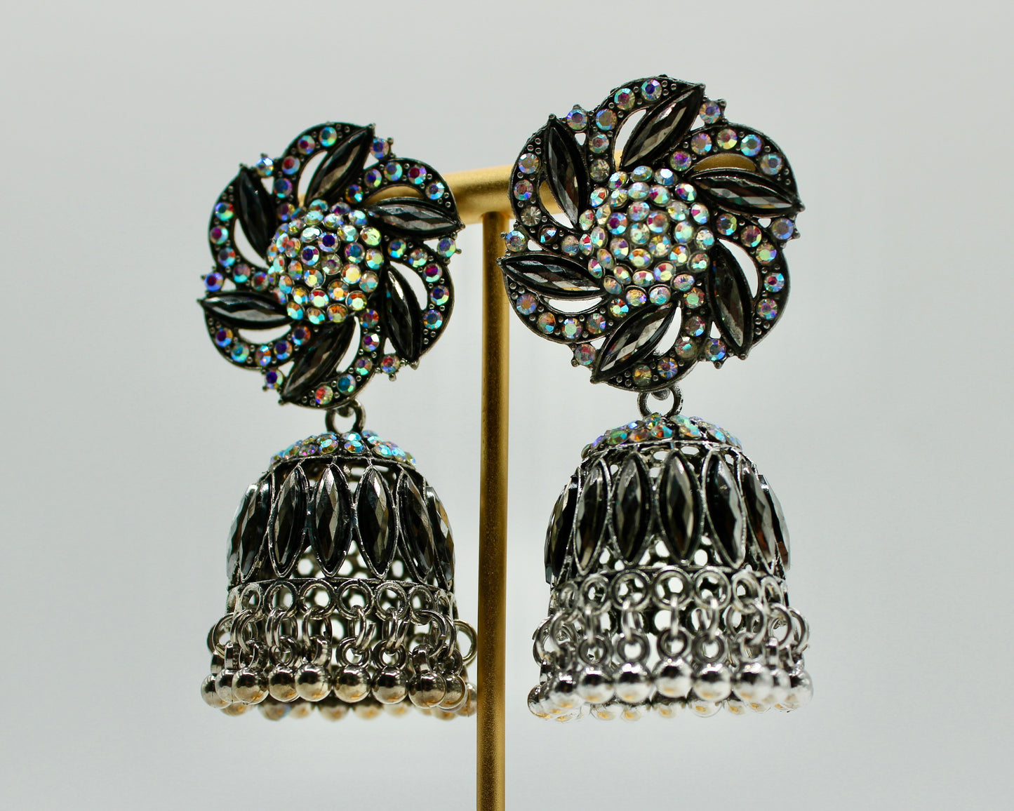 Floral Rhinestone and Ghungroo Jhumki Set - E7007