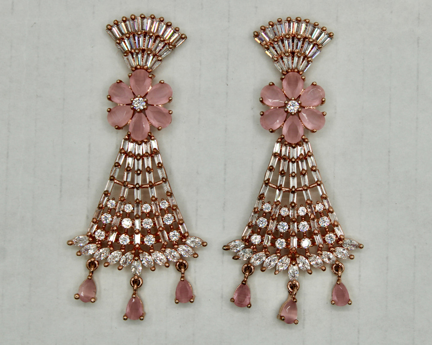 Mona Lisa and Cubic Zirconia Earrings - E7020