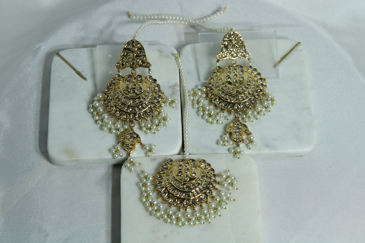 Gold-Plated Thappa-Kundan Teeka Set - E1335