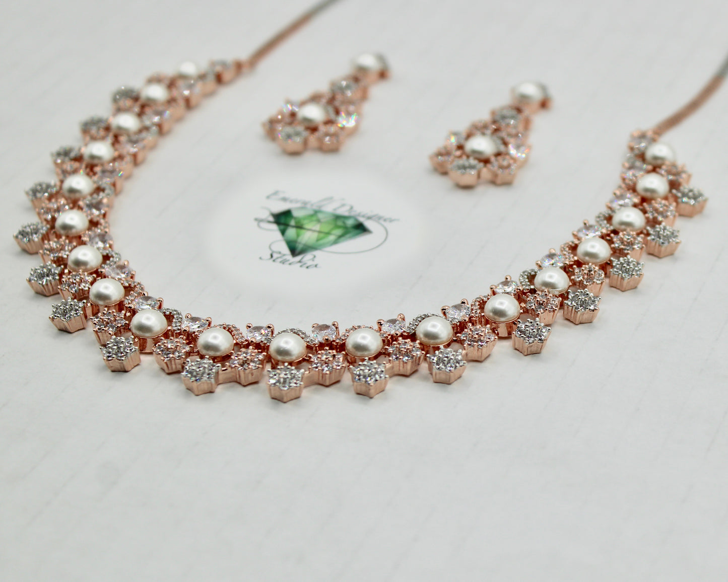 Faux Pearl Necklace Set - E853