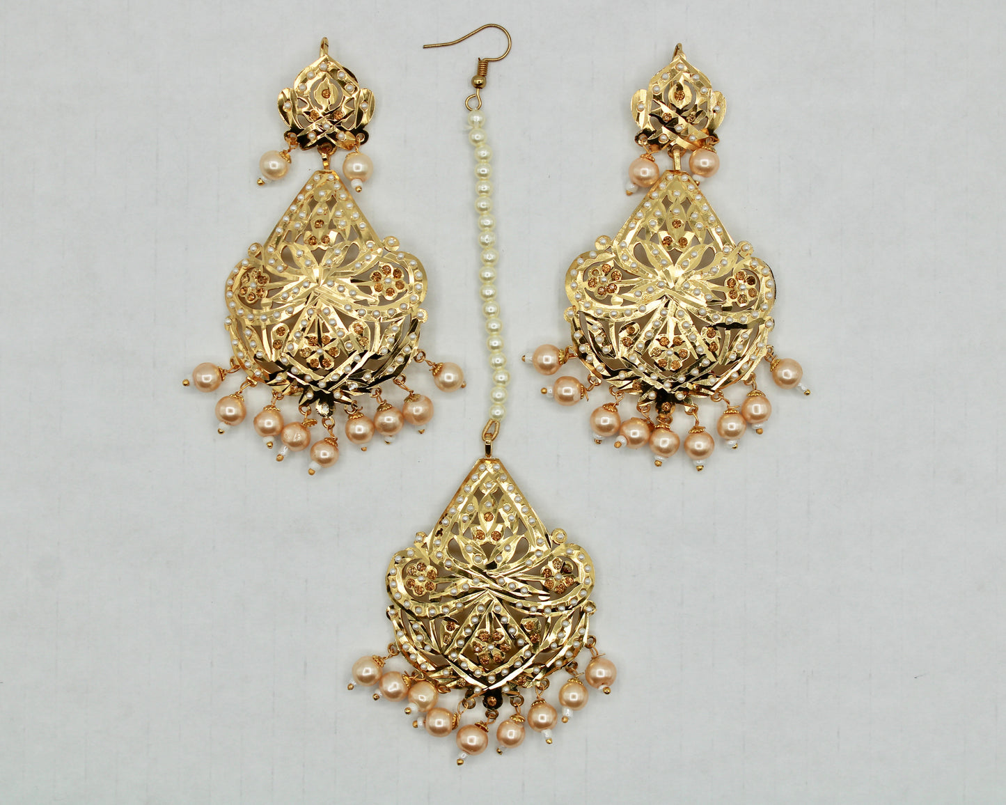 Punjabi Teeka Set With Faux Pearls - E1331