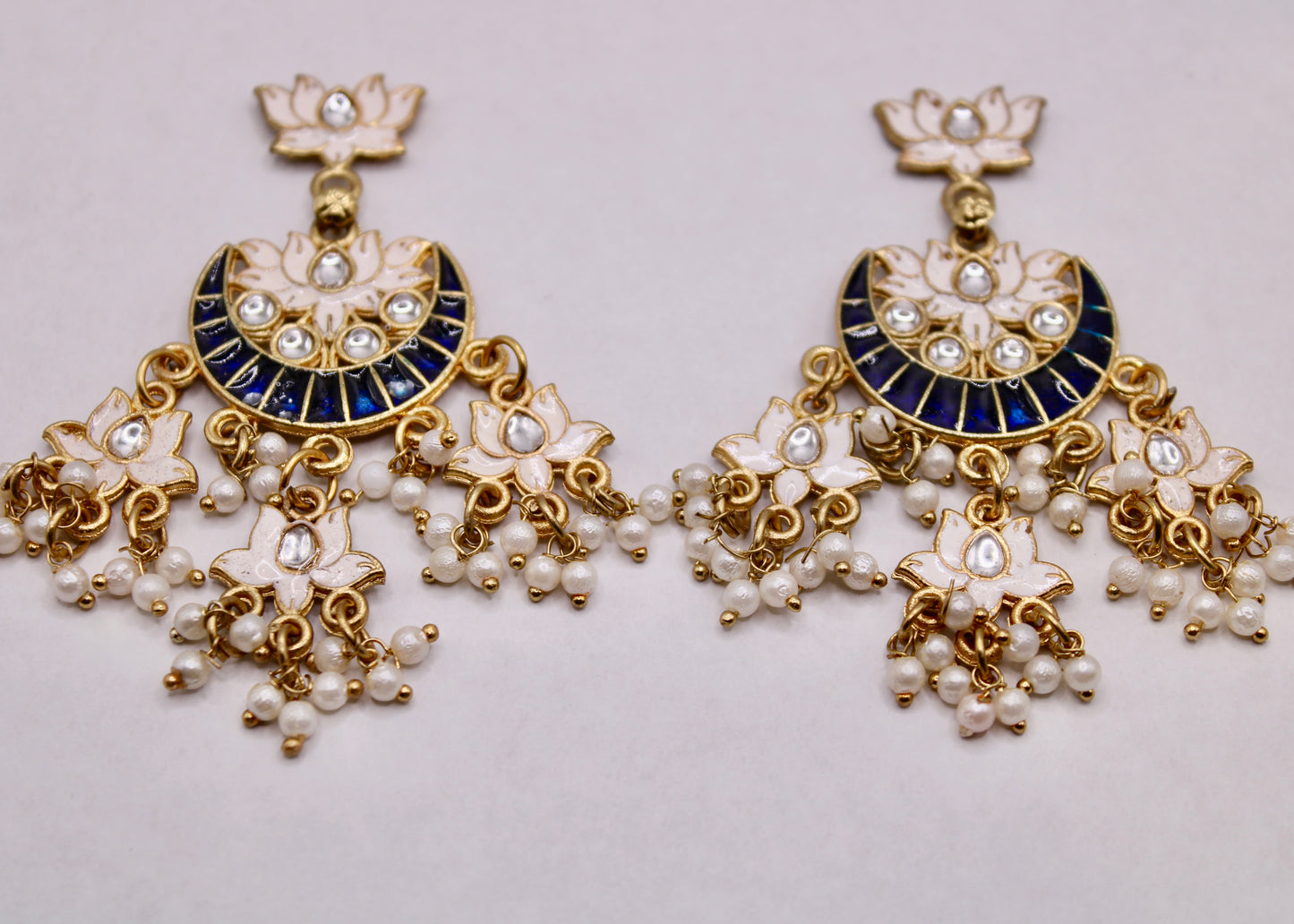 Meena Kundan Chaand Bali Set - E7085