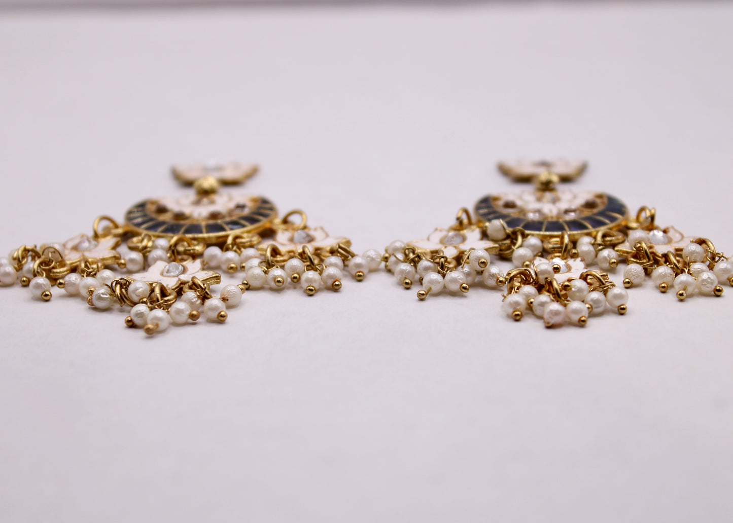 Meena Kundan Chaand Bali Set - E7085