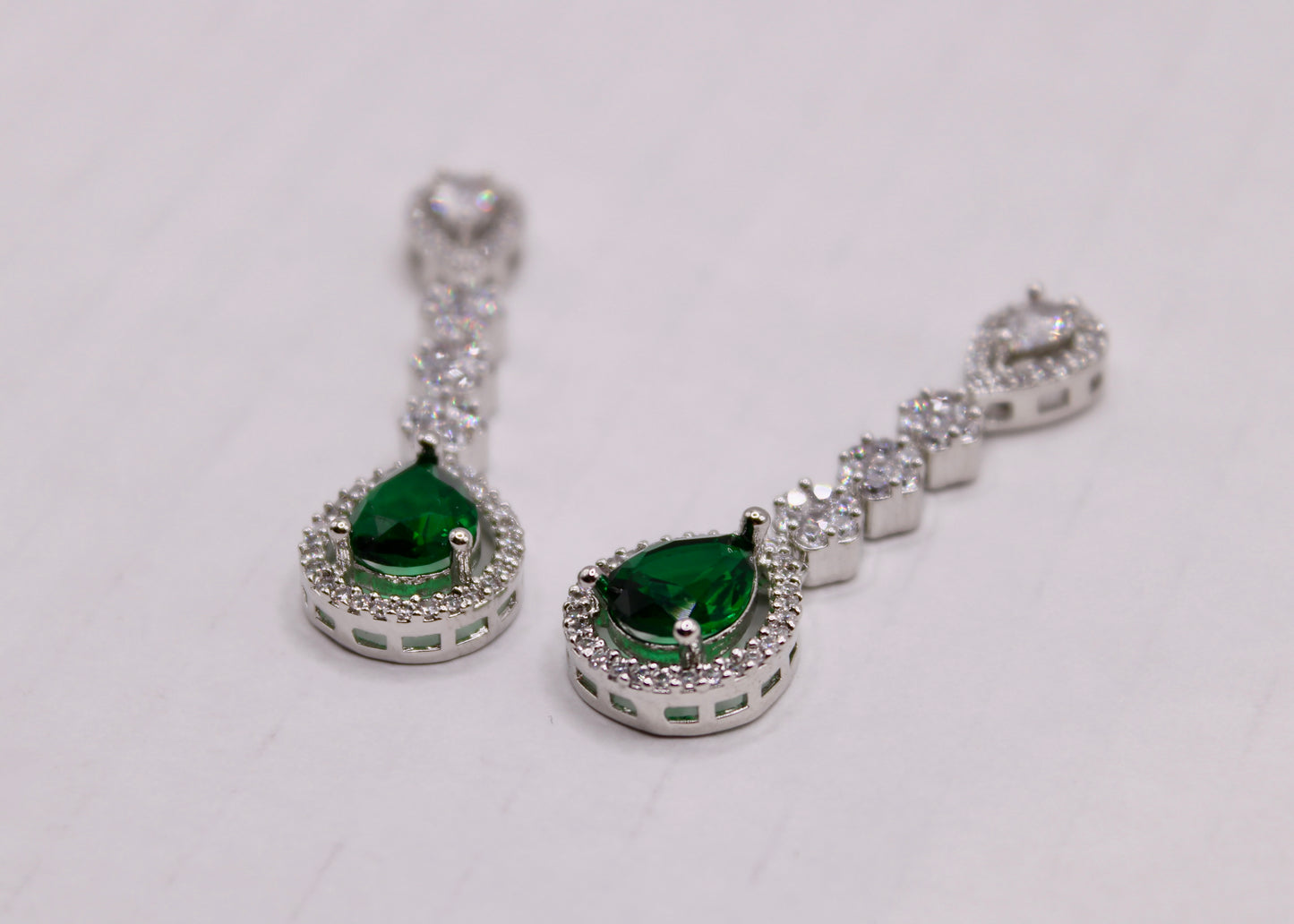 Pear-Cut Cubic Zirconia Earrings - E7076