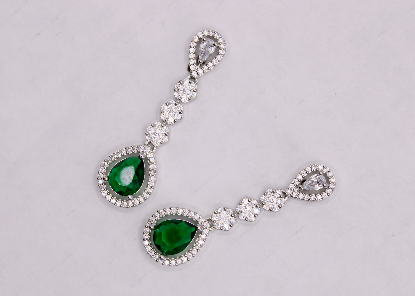 Pear-Cut Cubic Zirconia Earrings - E7076