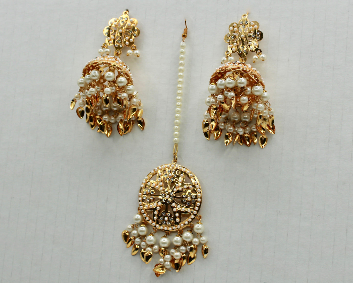Faux Pearl Hyderabadi Teeka Set - E1317