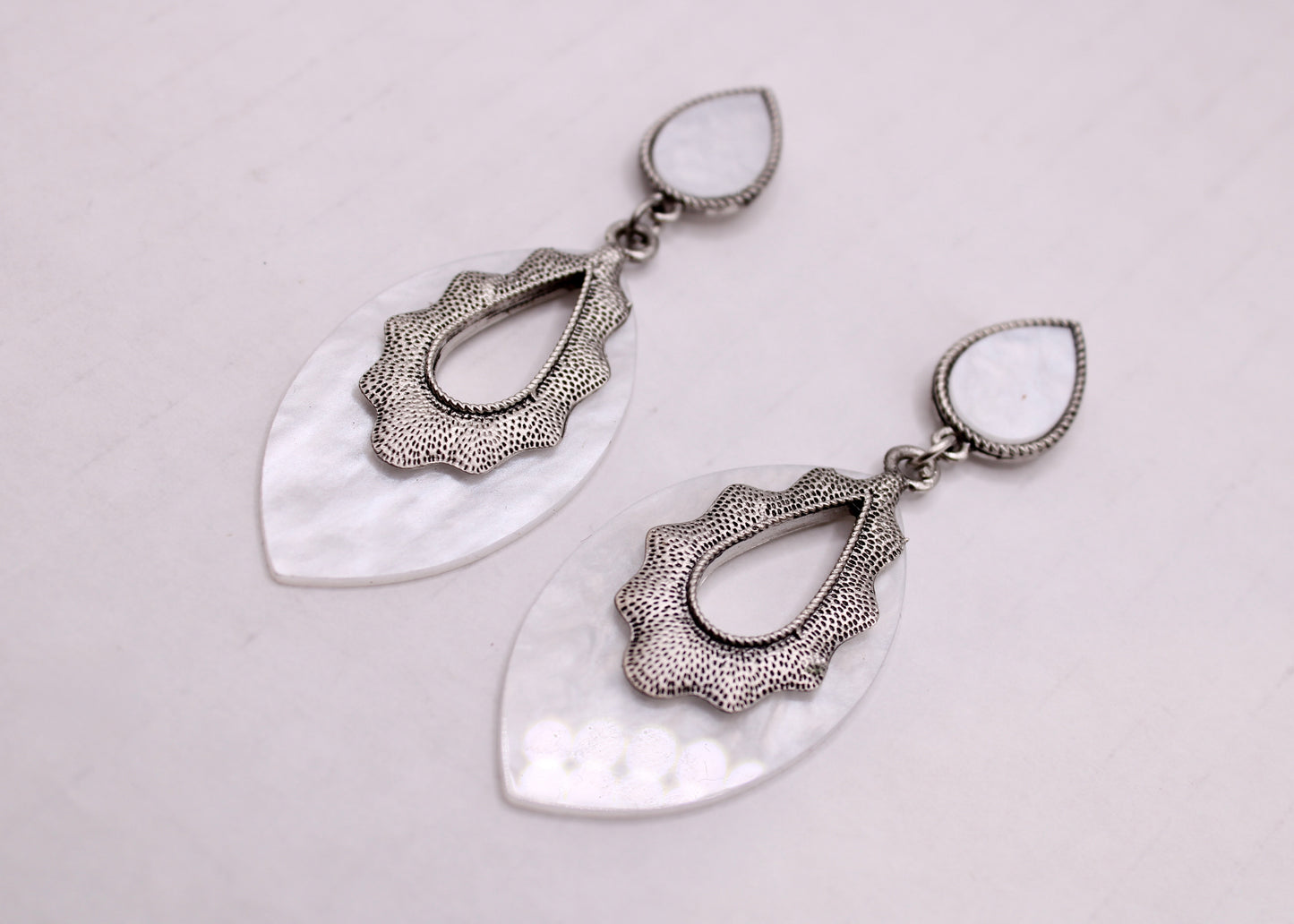 Minimalistic Faux Opal Earrings - E7072