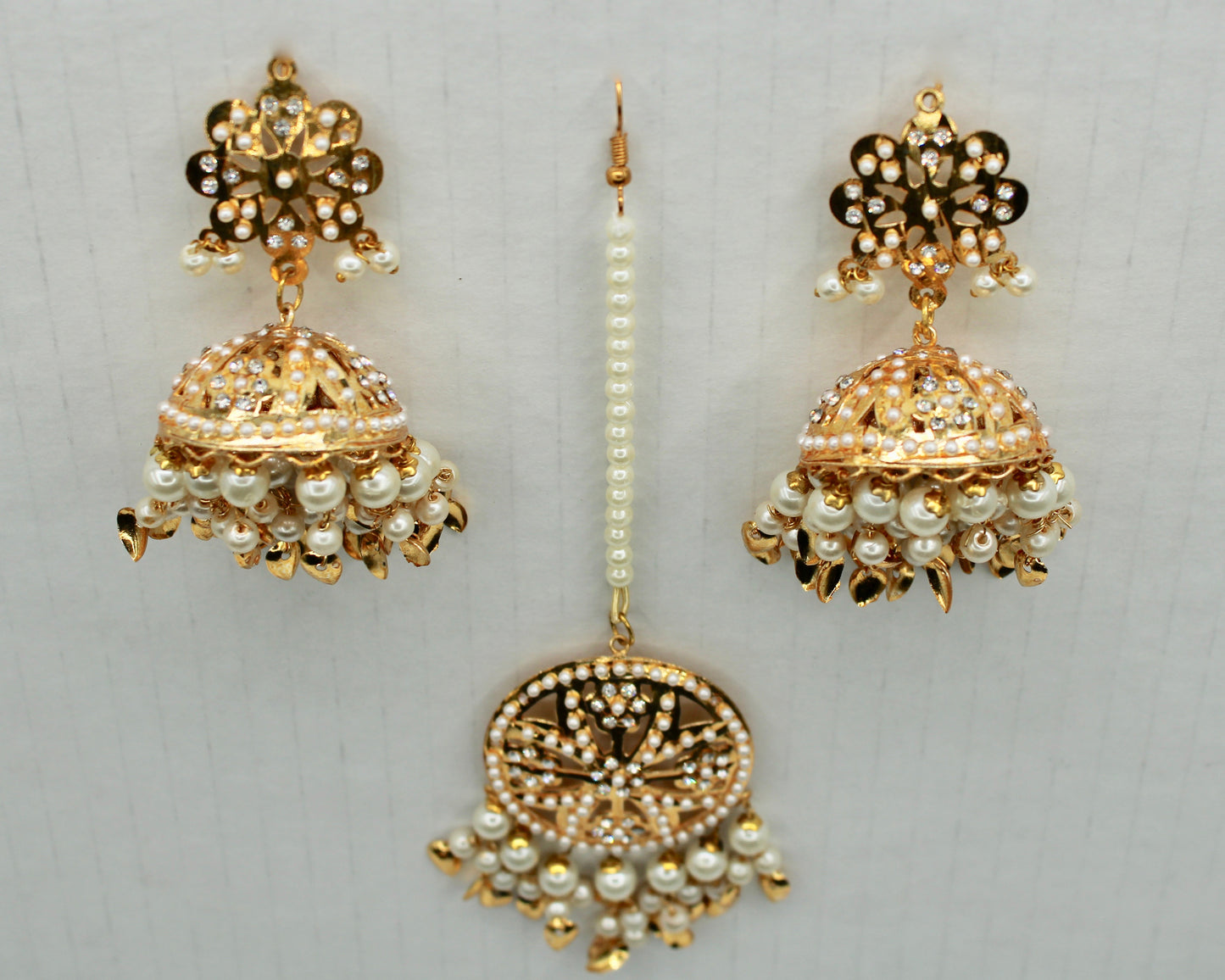 Faux Pearl Hyderabadi Teeka Set - E1317