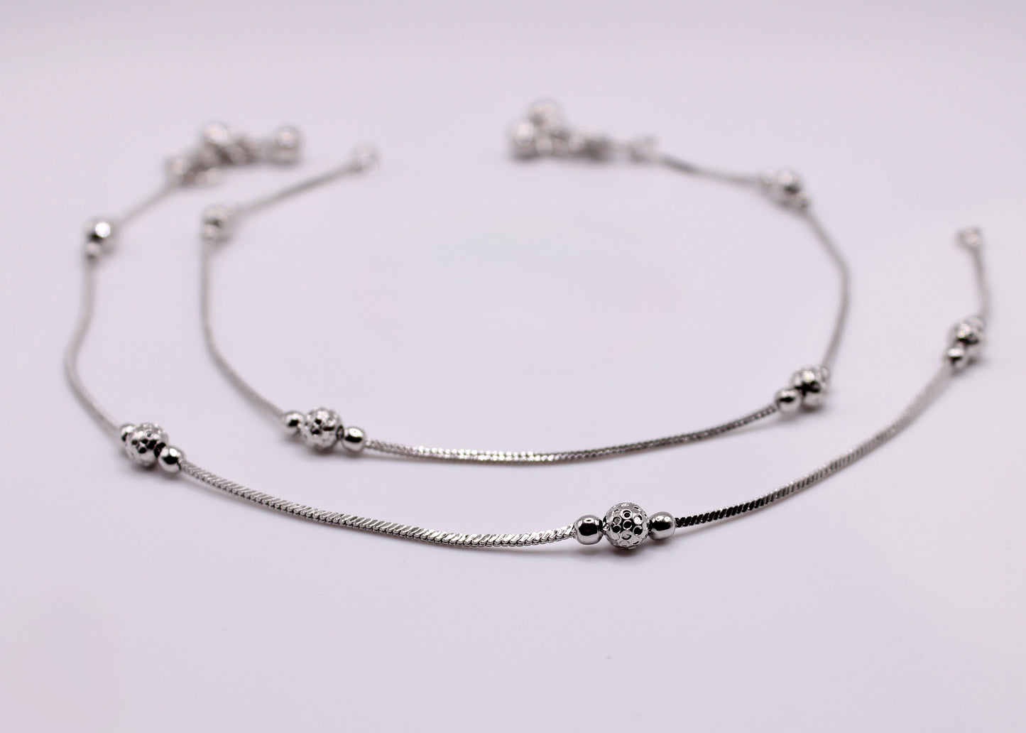 Minimalist Anklet with Appliqués - E7054