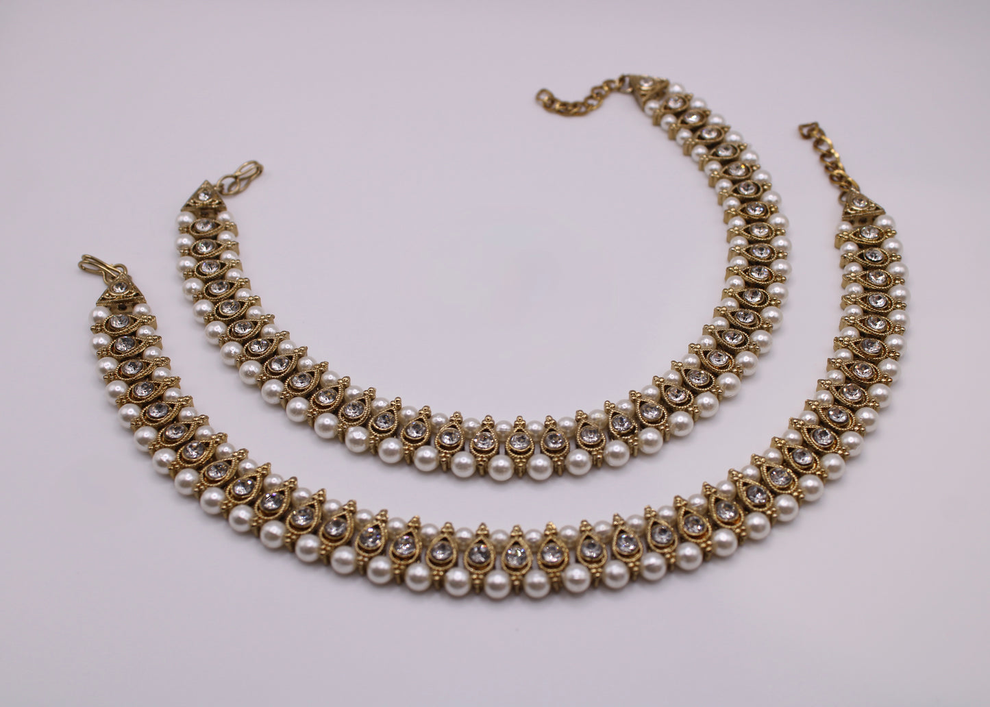 Traditional Faux Pearl and Cubic Zirconia Anklet - E7049