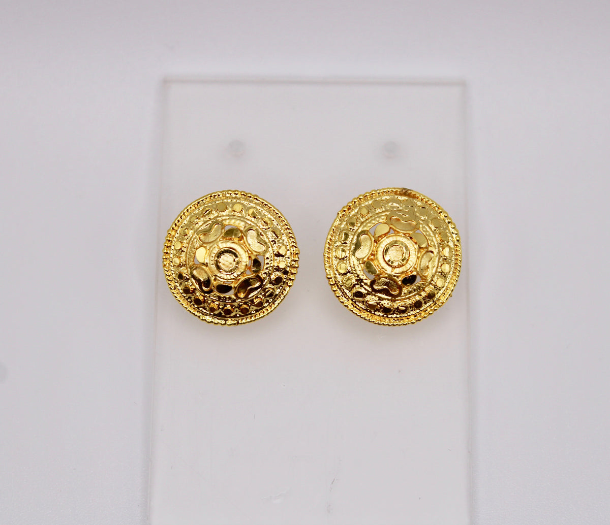 Gold-Tone Studs - E1252