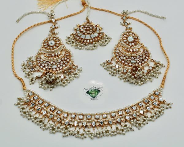 Sheesha Kundan and Faux Pearl Necklace - E2509