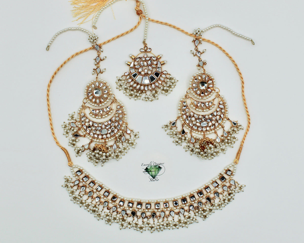 Sheesha Kundan and Faux Pearl Necklace - E2509