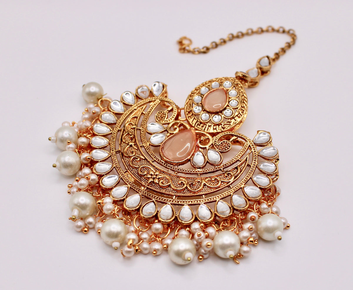 Faux Kundan and Pearl Teeka - E953