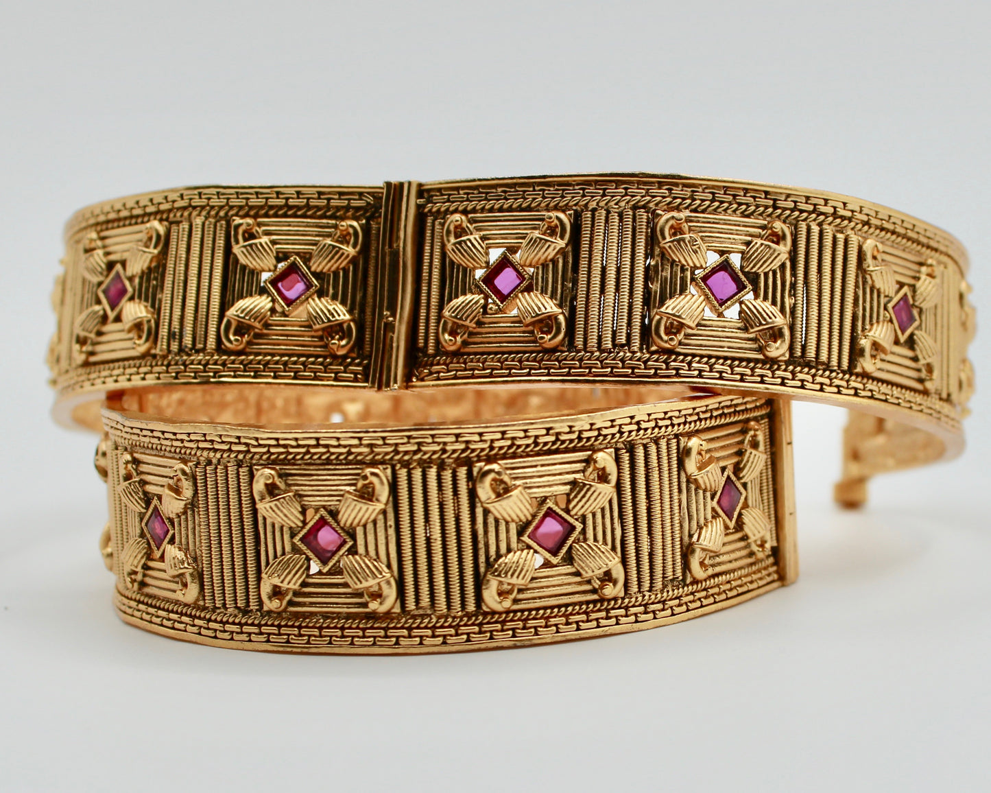 Square Rajwari Kada - E618