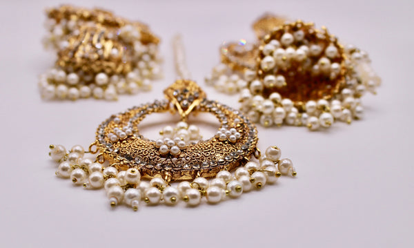 Cubic Zirconia Teeka Set with Faux Pearls - E102