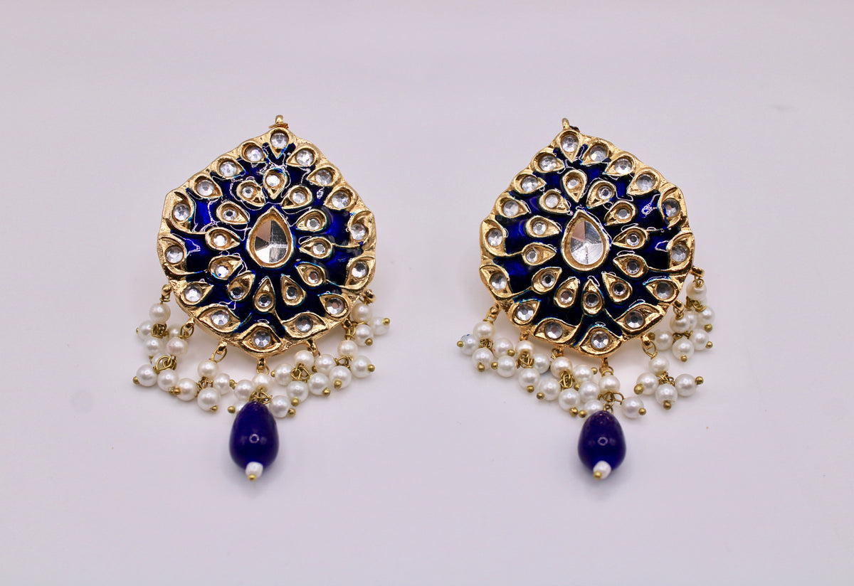 Hand-Made Thappa Kundan Earrings - E229