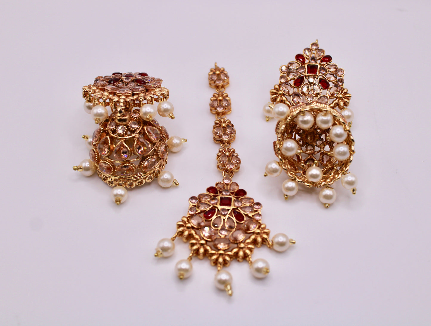 Cubic Zirconia and Faux Pearl Teeka Set - E106
