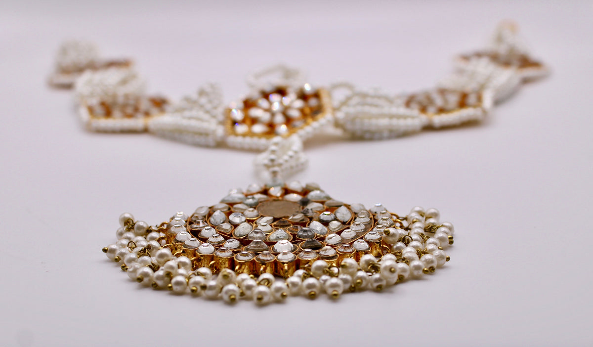 Faux Pearl and Kundan Mathha Pati - E1180