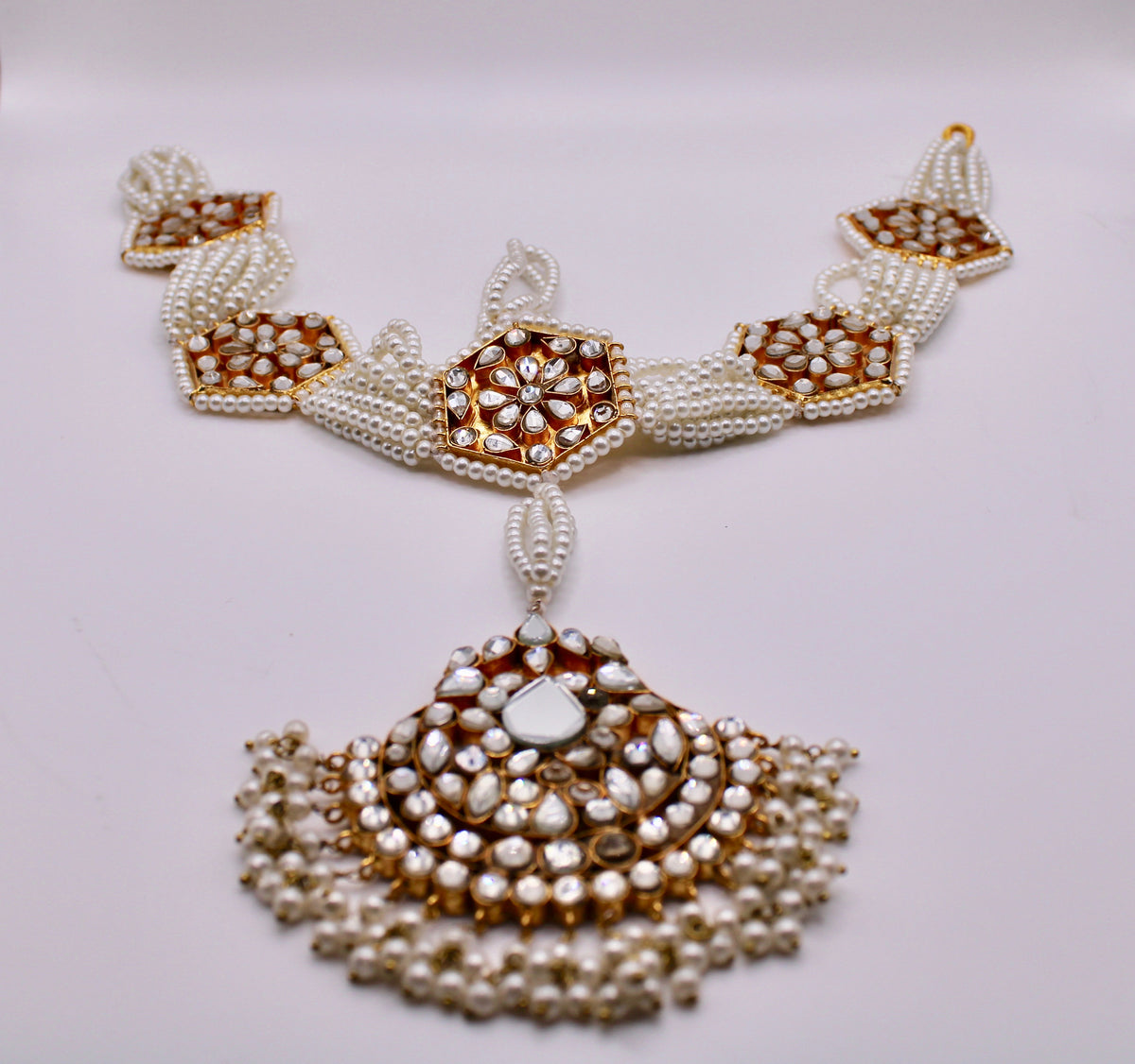 Faux Pearl and Kundan Mathha Pati - E1180