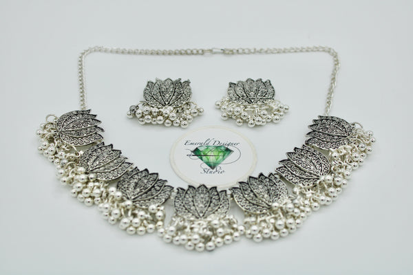 Oxidized Necklace Set With Faux Pearls - E1173