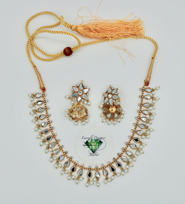 Sheesha Kundan and Faux Pearl Jhumki Set - E1172