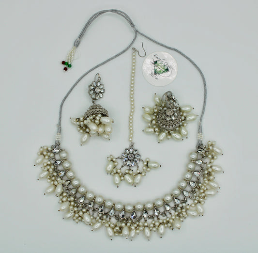 Sheesha Kundan And Faux Pearl Necklace Set - E101