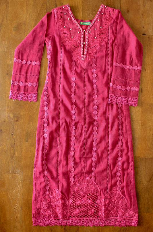 Shahnaaz - E78673
