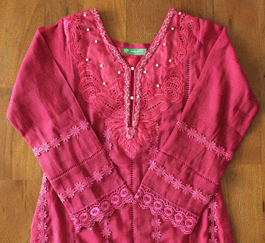 Shahnaaz - E78673