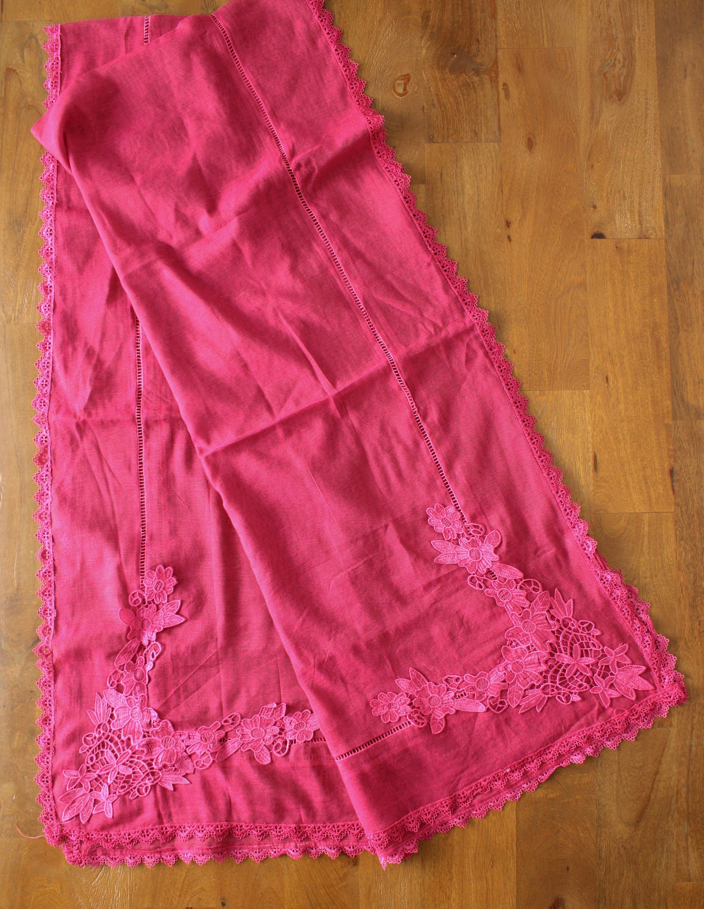Shahnaaz - E78673