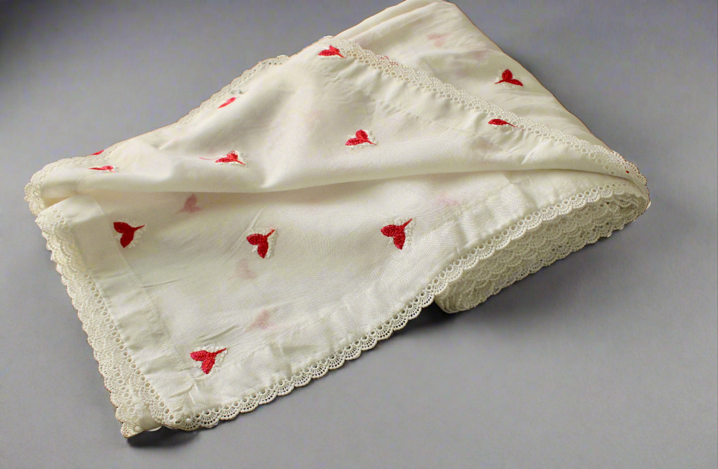 Embroidered Swiss Lawn Shawl With Lace - E1397