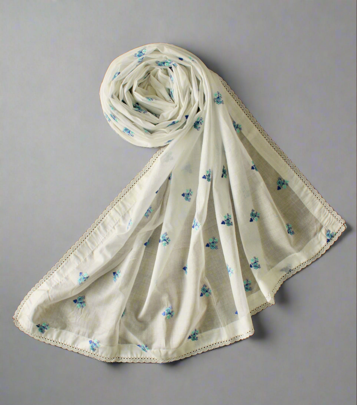 Embroidered Swiss Lawn Shawl With Lace - E1396