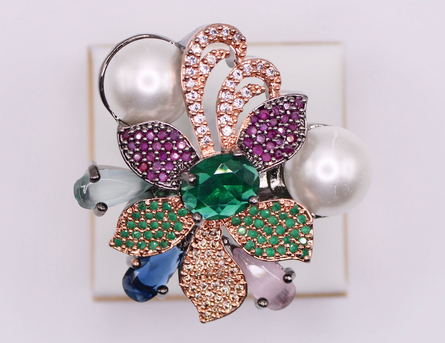 Multicoloured Cubic Zirconia and Faux Pearl Ring - E840