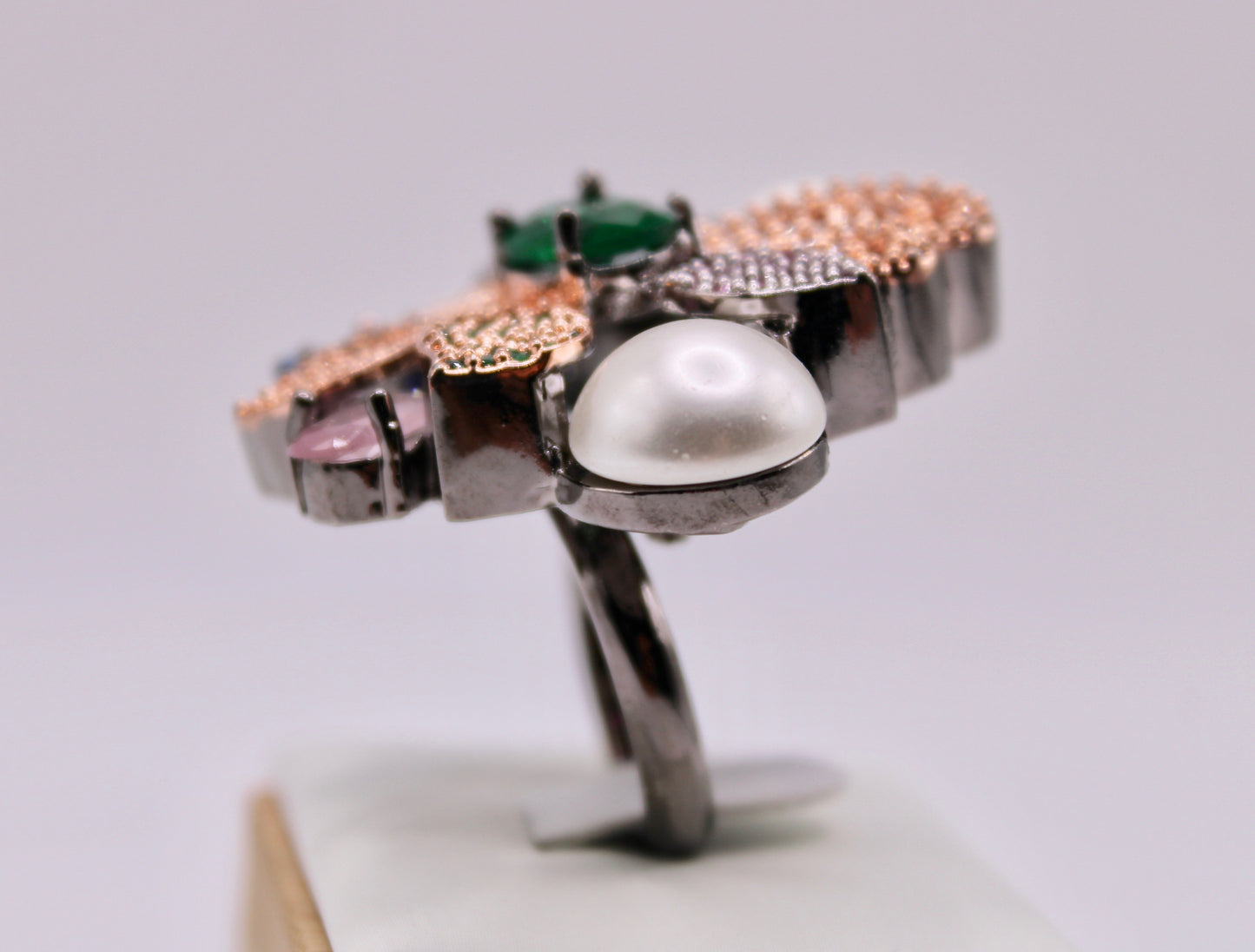 Multicoloured Cubic Zirconia and Faux Pearl Ring - E840