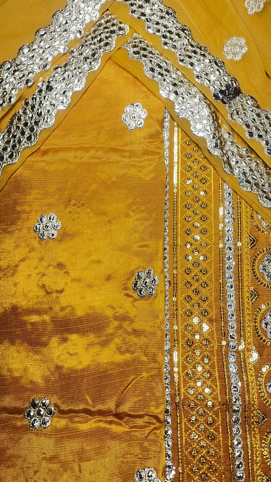 خام سلک ورق کا کام