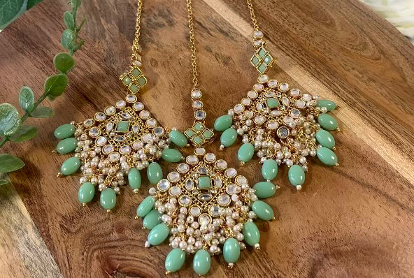 Faux Kundan and Bead Teeka Set - E1326