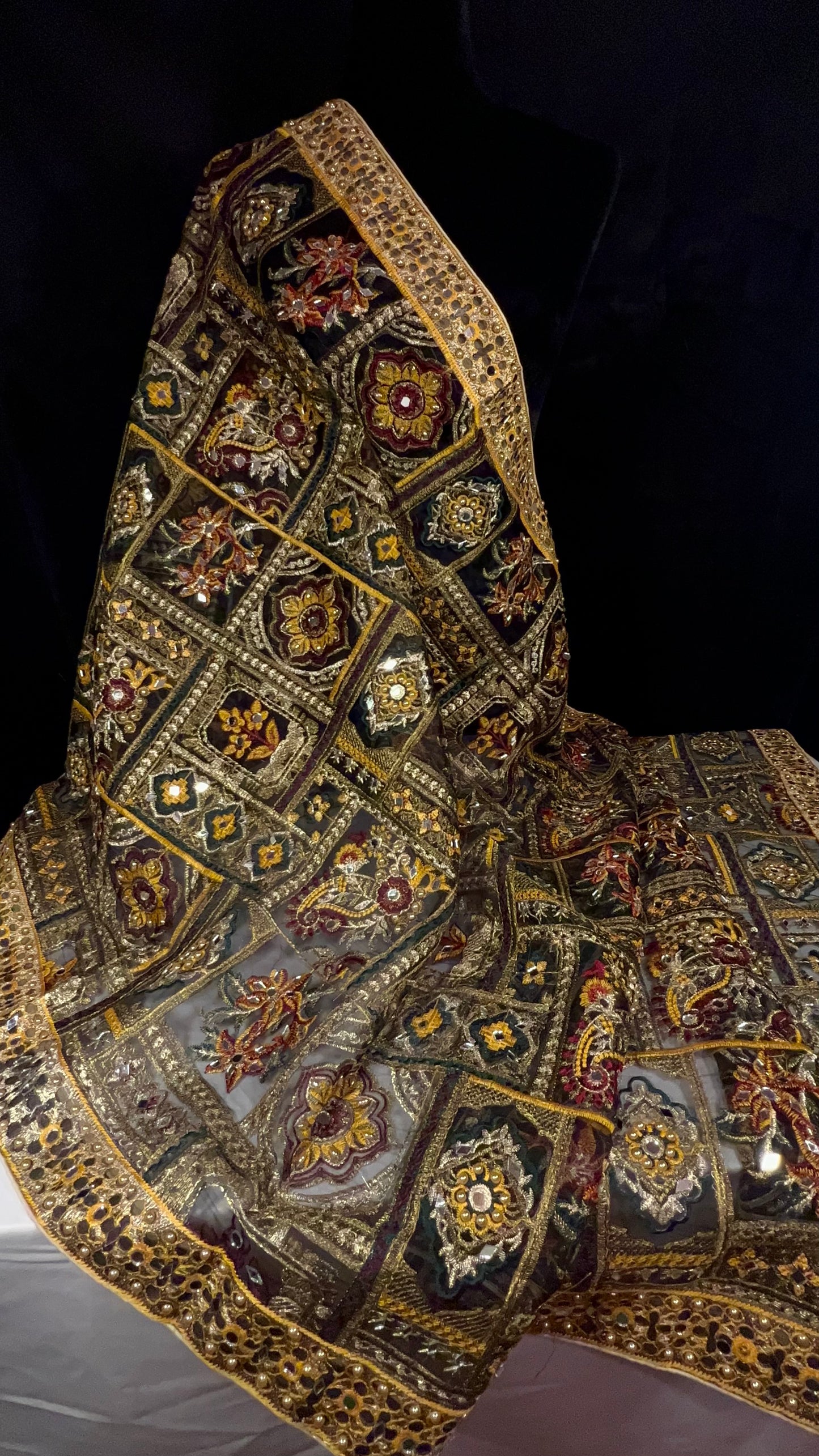 عائزہ